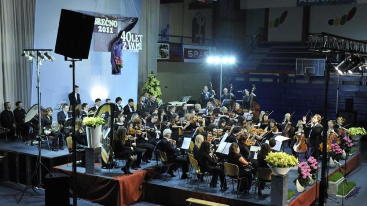 Simfonični orkester Domžale-Kamnik: Poletni koncert filmske glasbe