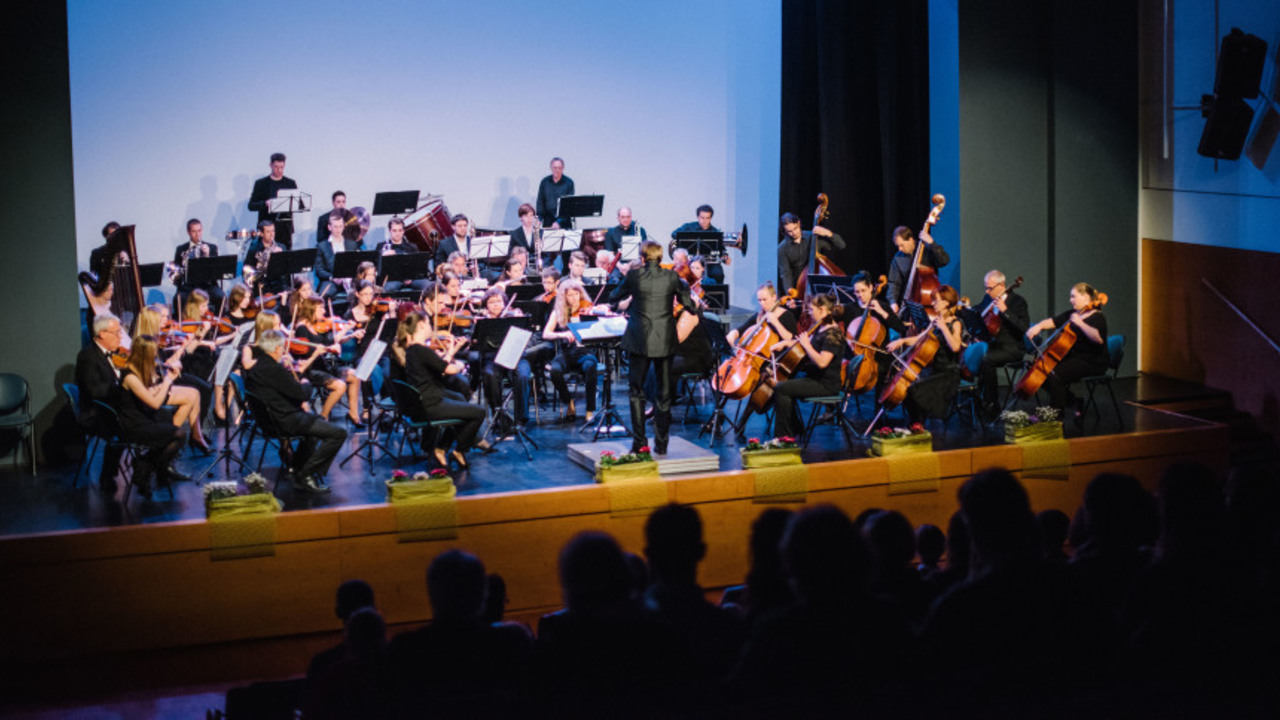 Simfonični orkester Domžale – Kamnik: Glasba v srcu, srce v glasbi – Tomaž Habe