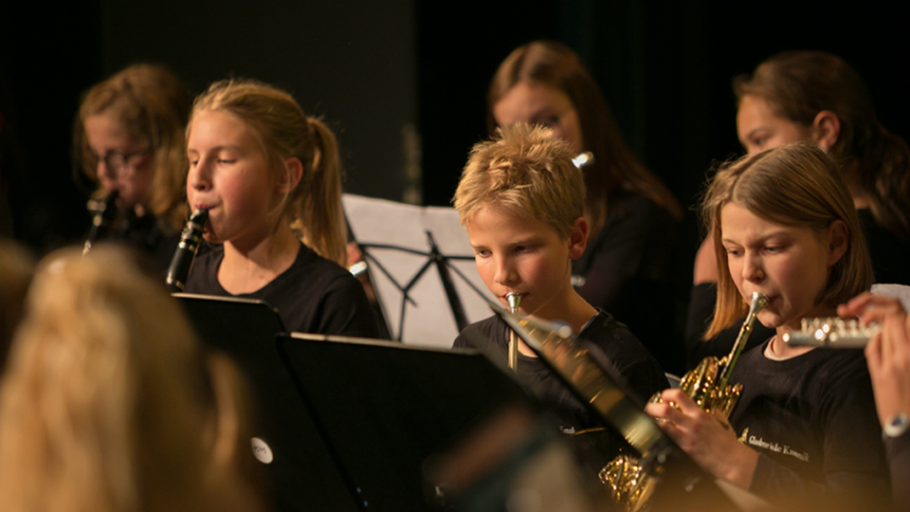 Glasbena šola Kamnik: Zaključni koncert pevskega zbora in orkestrov