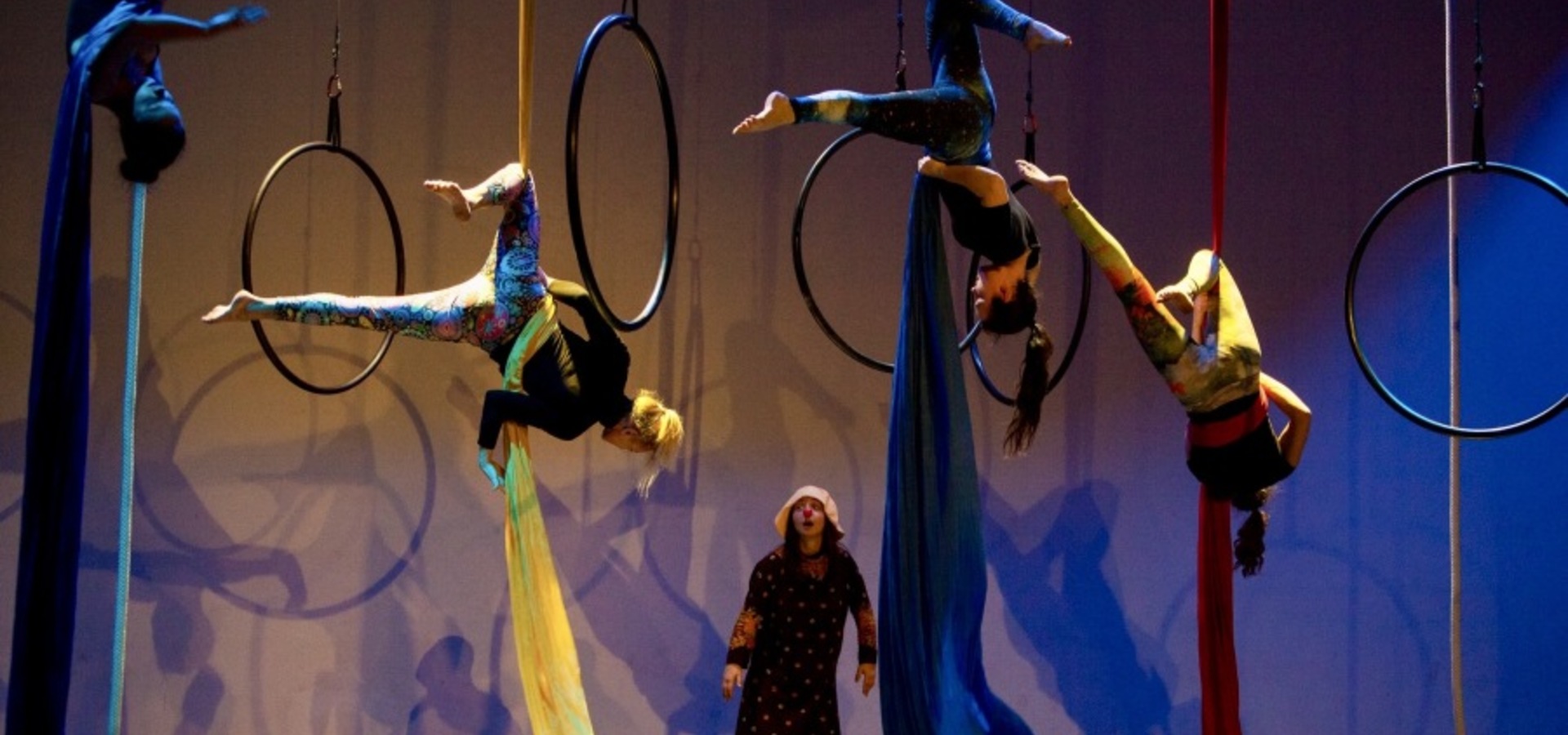 Cirkus na mesec