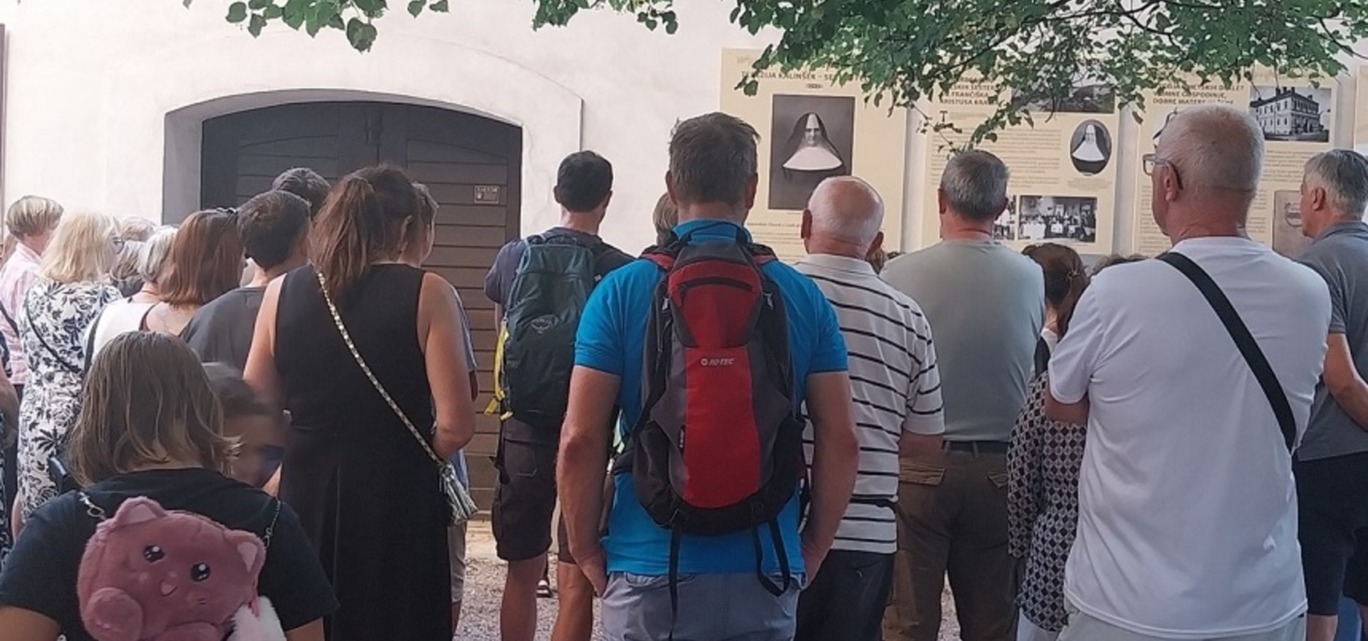 Zadnje javno vodstvo po razstavah VESELO V KAMNIK in FELICITA KALINŠEK