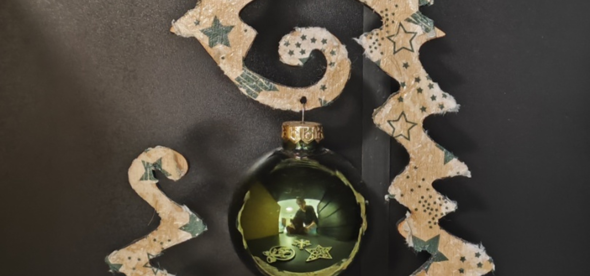 Okraševanje lesenih novoletnih okraskov