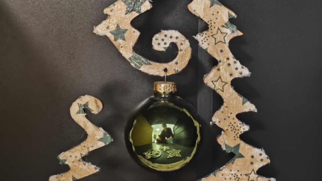 Okraševanje lesenih novoletnih okraskov