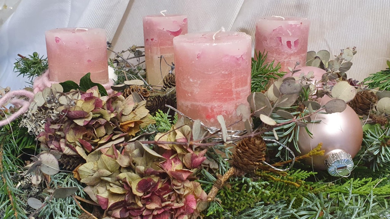 Izdelovanje adventnih venčkov, delavnica