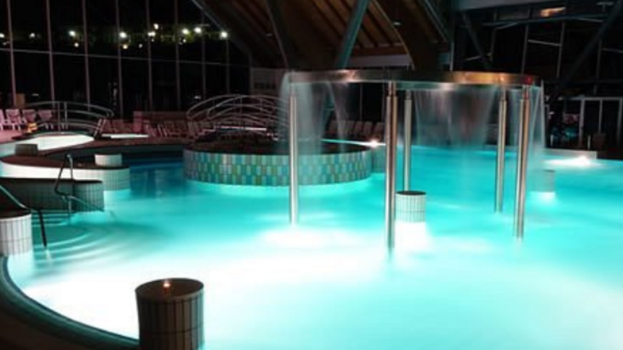 Nočno kopanje v Termah Snovik