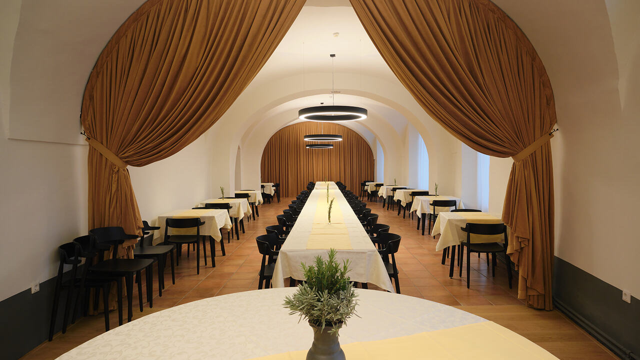 Predstavitev nove obnovljene jedilnice in dveh tipičnih samostanskih sob