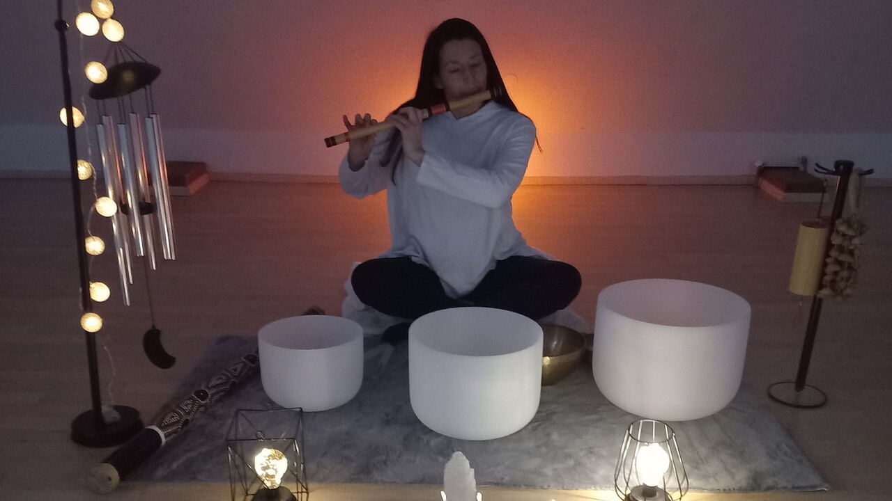 Zvočno-vokalna kopel v Arboretumu Volčji Potok